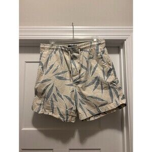 American Eagle Shorts Men’s Medium Tan 7" Lived In Trekker Flex Tropical Swim